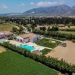 Hotel Sisula Country &