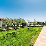 Hotel Sisula Country & 4*