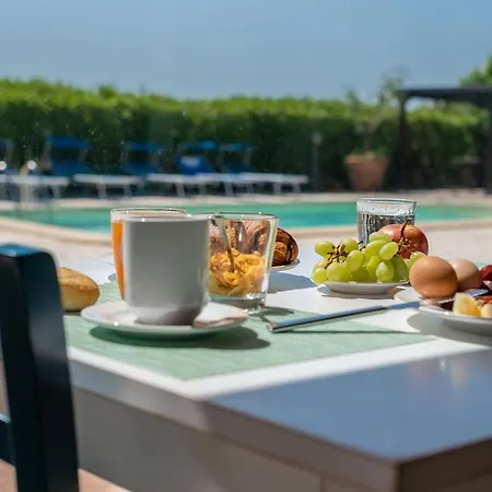 Hotel Sisula Country & 4*