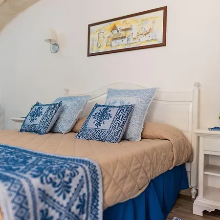 מלון Sisula Country & 4*