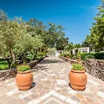 Hotel Sisula Country &