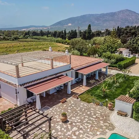 Hotel Sisula Country & 4*