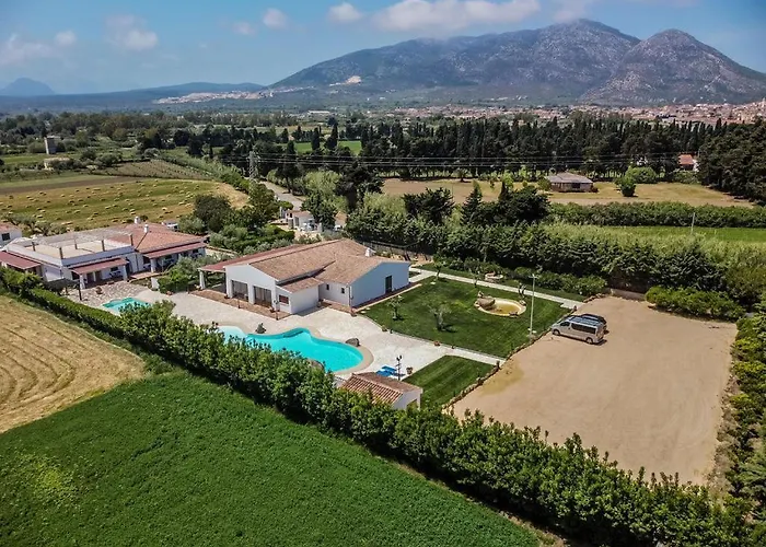 Hotel Sisula Country &