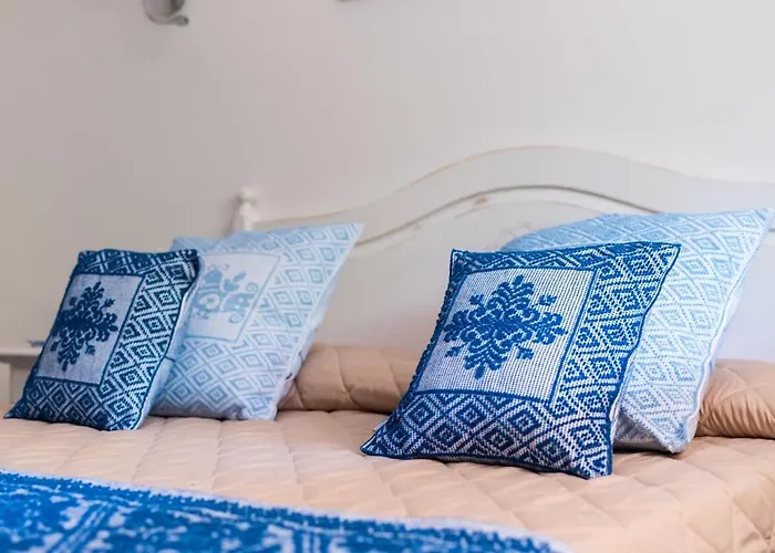 Sisula Country & Orosei