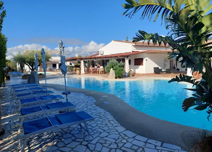 Sisula Country & Otel Orosei